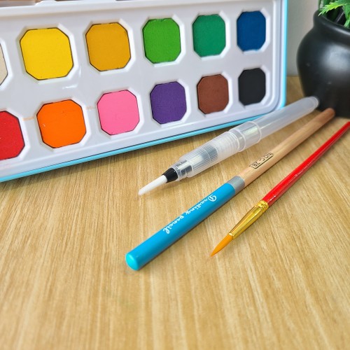 12 Water Colours Paint Set & Pigment