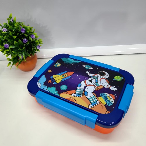 Dino/Unicorn/Space Print 3-Compartment 710 ml Lunch Box